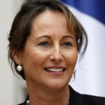 Ségolène Royal, ministre française de l'Ecologie, du Développement durable et de l'Energie, annonce que le chèque énergie fait partie du projet de loi sur la Transition Énergétique.